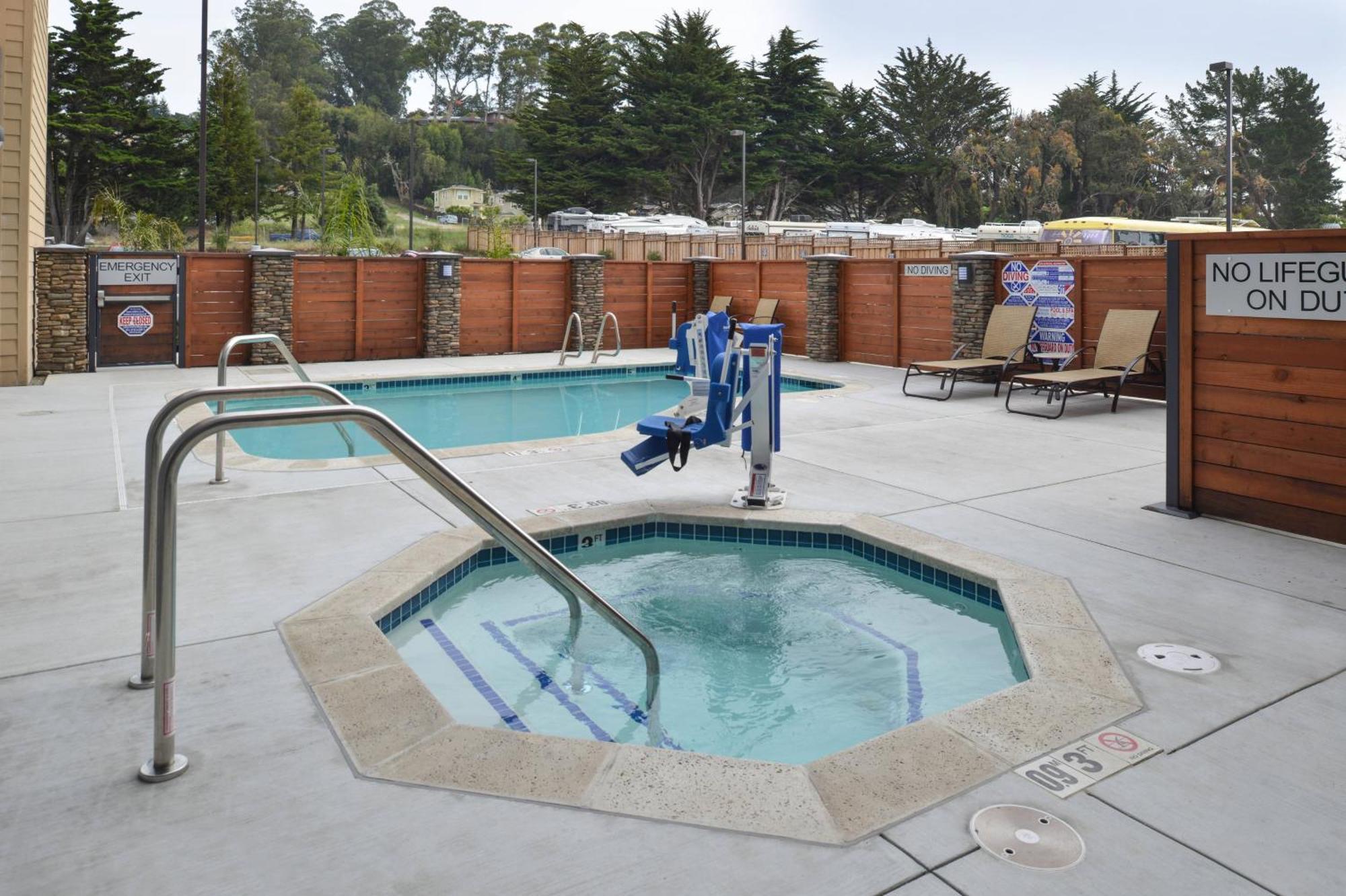 Fairfield Inn & Suites By Marriott Santa Cruz Eksteriør billede